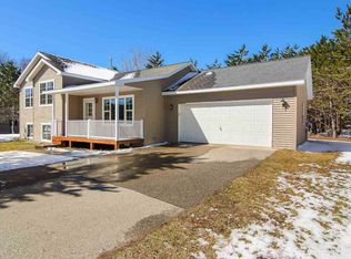 9598 Bobbys Trl, Traverse City, MI 49684