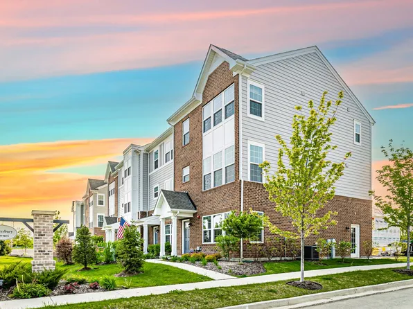 181 Canterbury Way, Lake Zurich, IL 60047