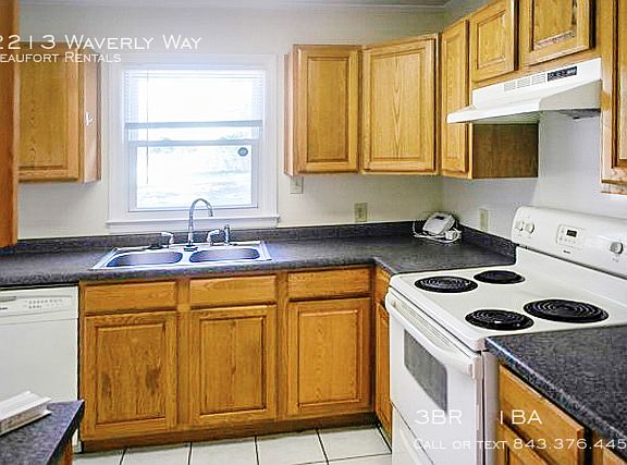 4th image of 2213 Waverly Way