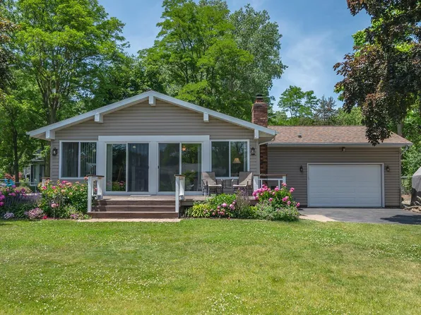 299 Shore DRIVE, Palmyra, WI 53156