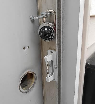 4th image of 135 S Manning St