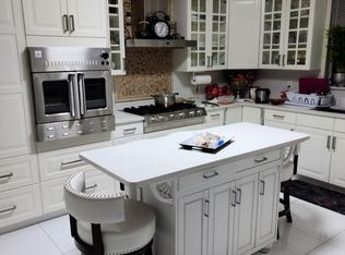 4415 Atlantic Ave #1, Brooklyn, NY 11224