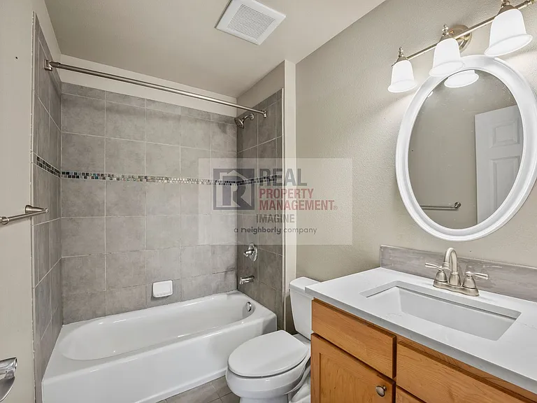 13207 97th Ave E #301 — Photo 18