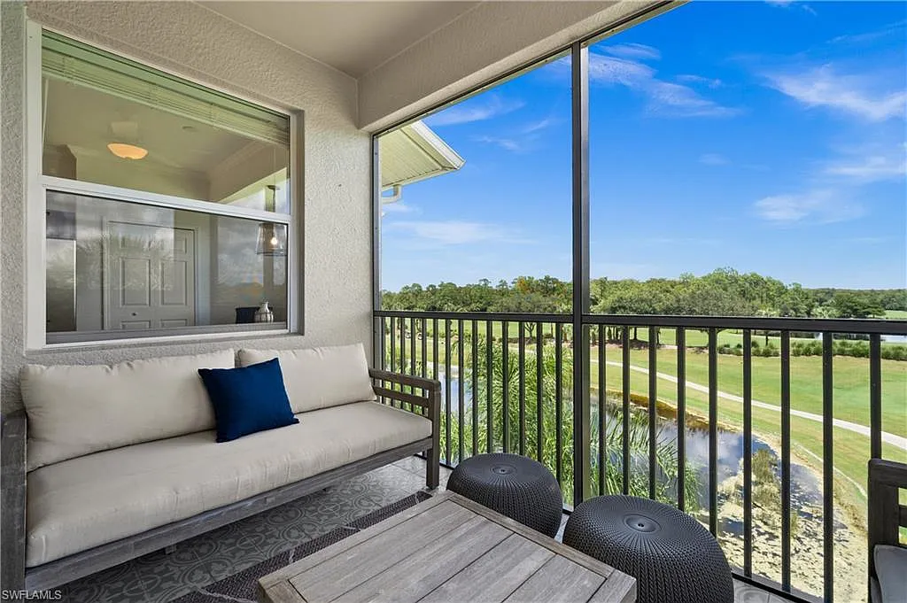 2 bed, 2.0 bath, 1232 sqft, $6,500 — Photo 2