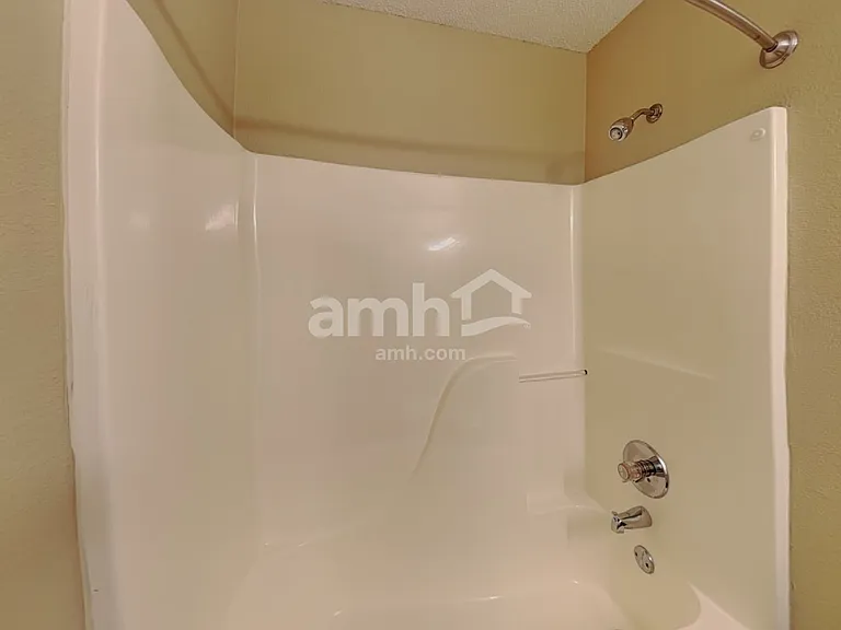 2265 Lakecrest Dr — Photo 18