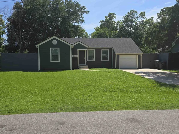 3009 Forest Avenue, Port Arthur, TX 77642