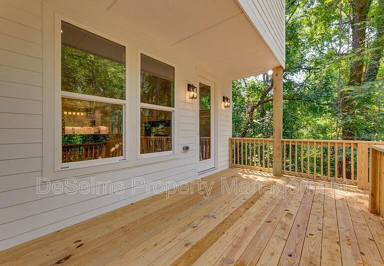335B McKennell Dr — Photo 14