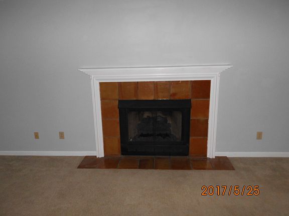 4th image of 1773 N Field Dr