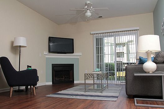 4th image of 132 Parsley Ln APT 101