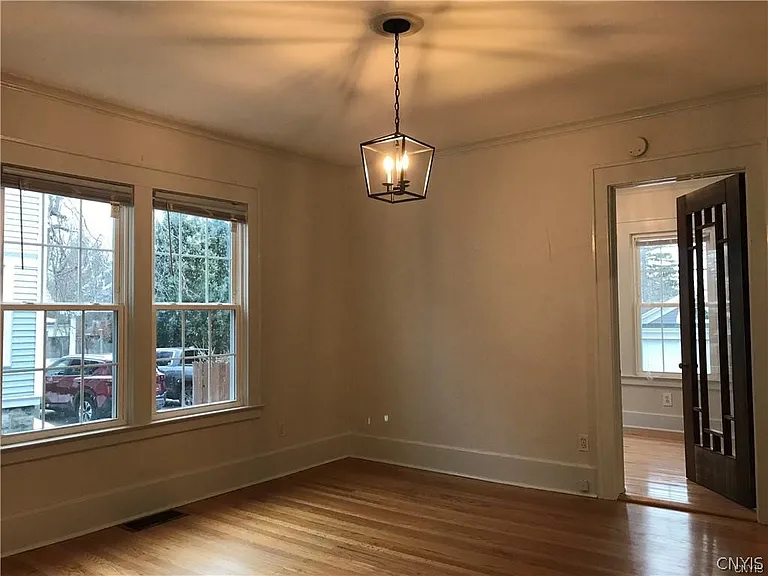 1815 James St #2 — Photo 2
