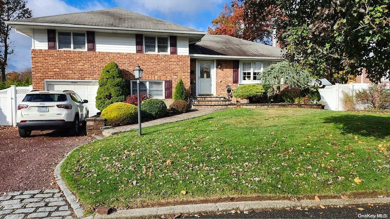 16 Grover Lane photo 1