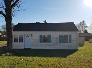53 Circle Dr, Wallingford, CT 06492