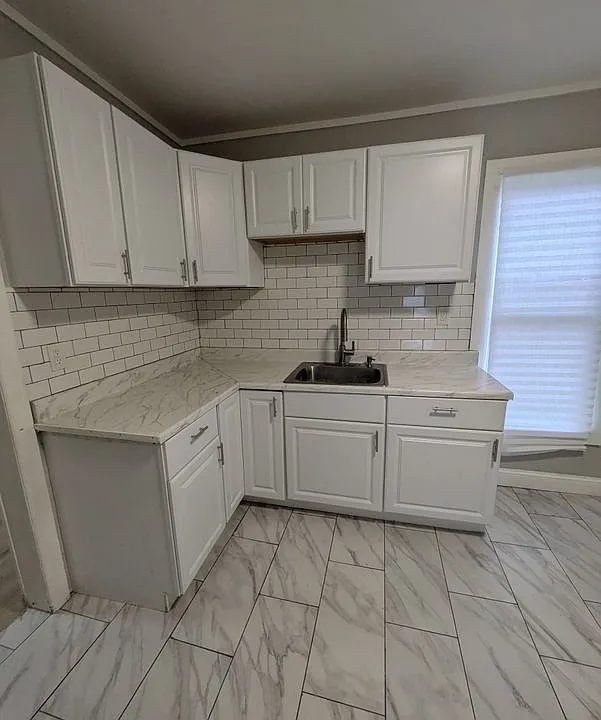95 Poplar St #1