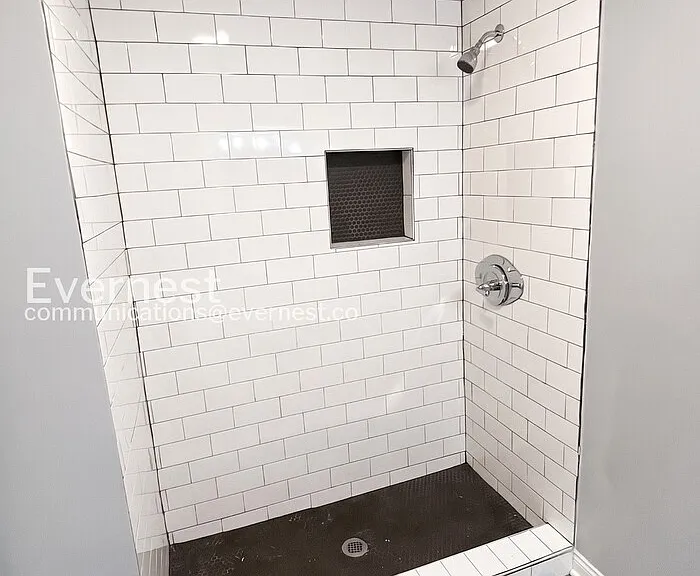 2311 Fairleigh St — Photo 17