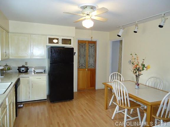 3rd image of 10713 Osprey Dr