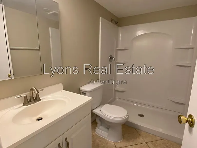 17407 Ellie Dr — Photo 14