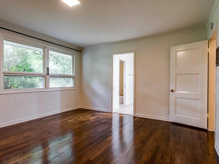 1793 Tyne Blvd — Photo 18