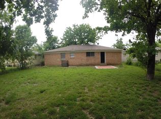 11421 Oak Tree Rd, Balch Springs, TX 75180