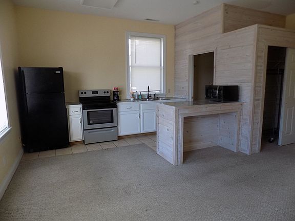 5th image of 505 N 4th St #5