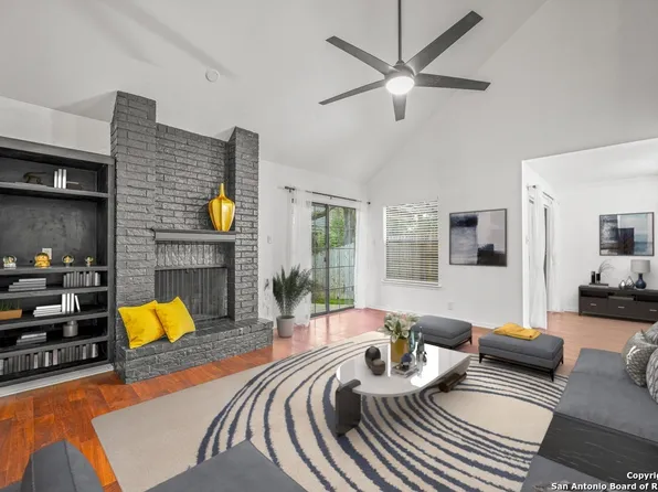 4510 Smokey Wood #4510, San Antonio, TX 78249