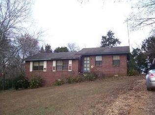 62 Adams St, Bethel Springs, TN 38315