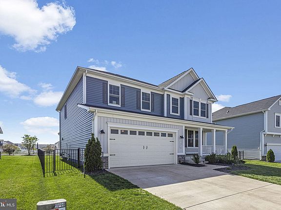 2nd image of 10212 Governors Ln