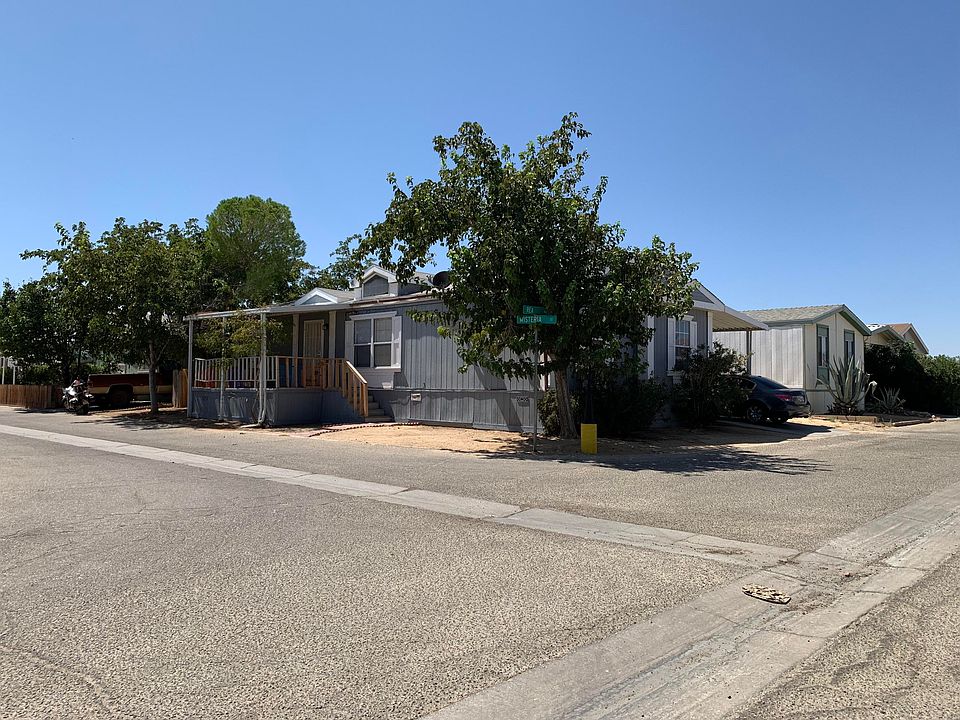 2nd image of 6840 Rea Ave #0