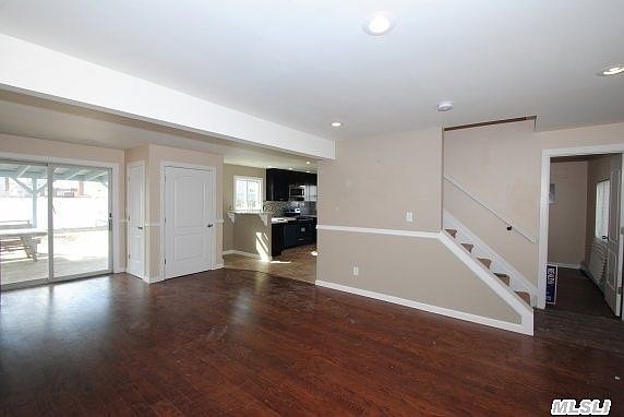 1st image of 3168 Grand Blvd