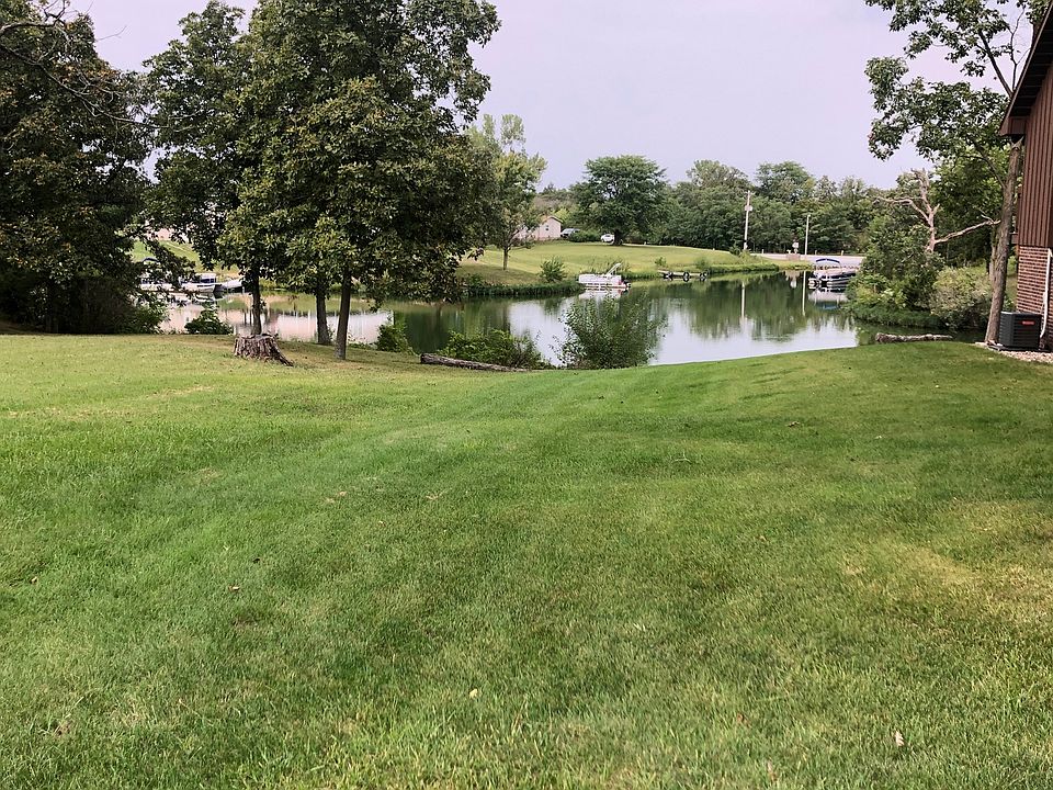 2nd image of 104 Oneida Ln
