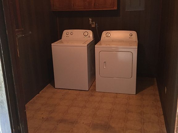 2nd image of 189 E 116th St