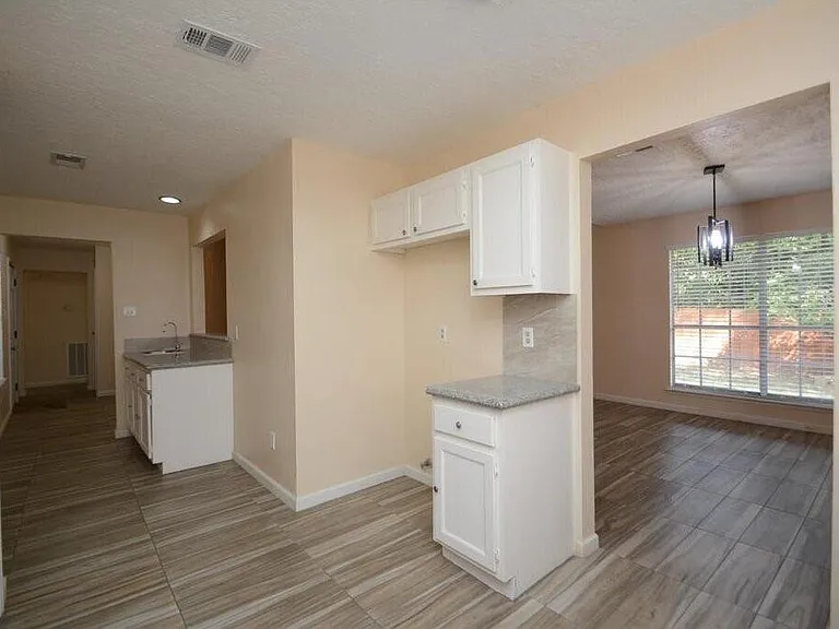 15 S Tallowberry Dr — Photo 8