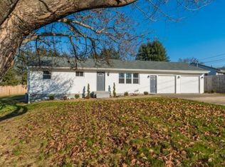 114 Hemlock Rd, Bristol, TN 37620