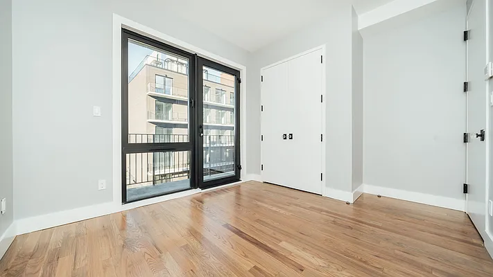 Rented by Nooklyn NYC LLC | media 6