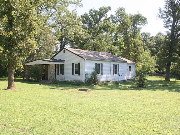 3rd image of 1574 County Road 8230