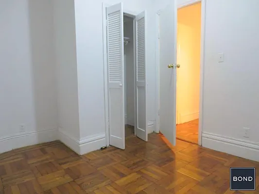 Rented by Bond New York | media 29