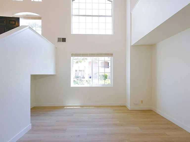 805 Moby Dick Ln — Photo 25