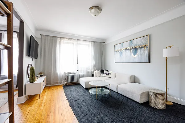 Rented by Balen Real Estate, LLC | media 9