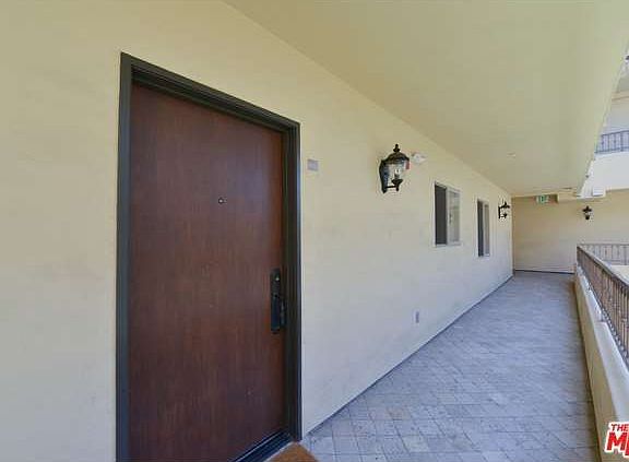 3rd image of 1522 Amherst Ave APT 302