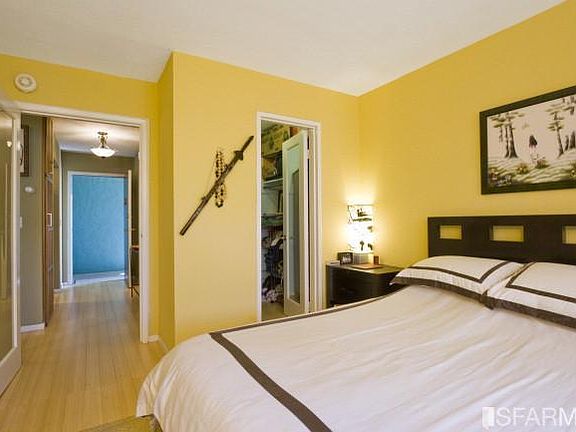 2nd image of 4096 17th St APT 206