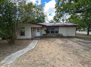 1251 W Hopkins St, San Marcos, TX 78666