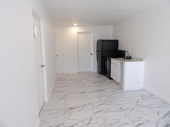 4th image of 6287 Gun Club Rd