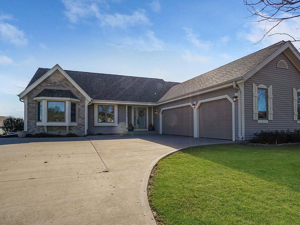 1st image of 103 Red Fox DRIVE