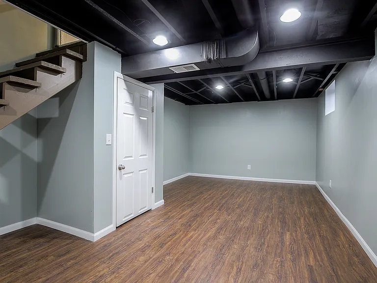 514 NE Corder St #B — Photo 24
