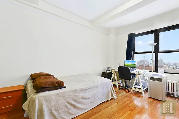 Rented by Halstead Real Estate | media 15