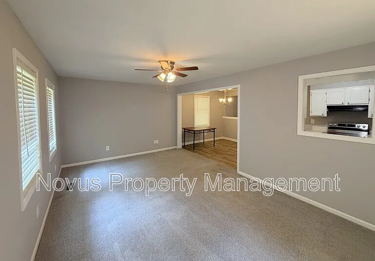 125 S Meadowcliff Cir — Photo 4