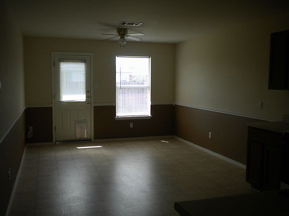 5th image of 251 Fall Creek Dr