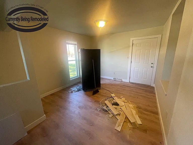 203 N West Blvd — Photo 11