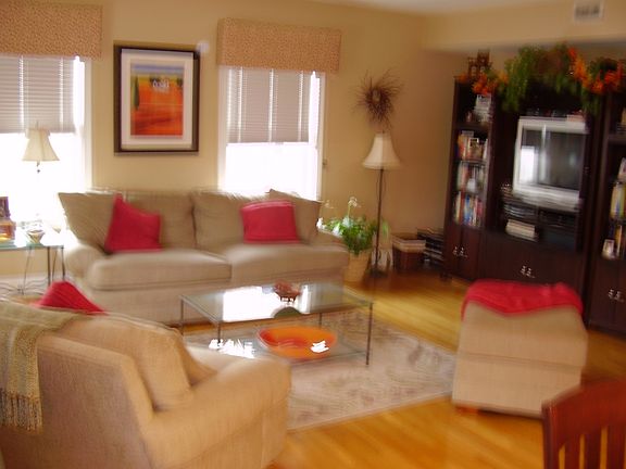 4th image of 352 W 3rd St APT 16