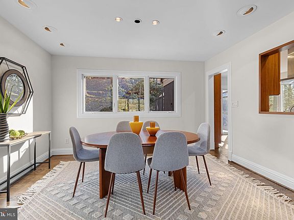 3rd image of 6423 Cavalier Corridor Dr