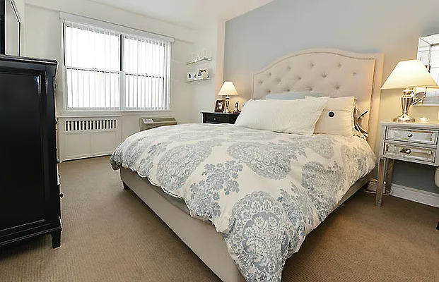 Sold by Engel & Völkers New York City | media 28